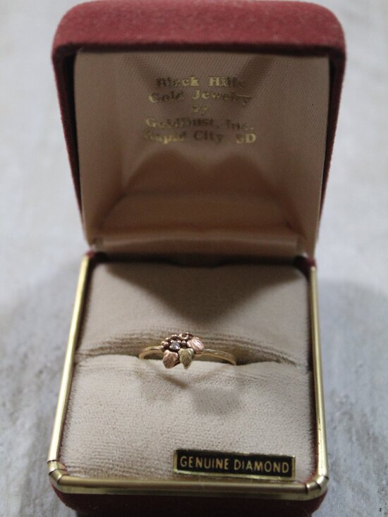 Black Hills Gold Jewelry - Vintage Black Hills Gold Ring size 7 with Dimond